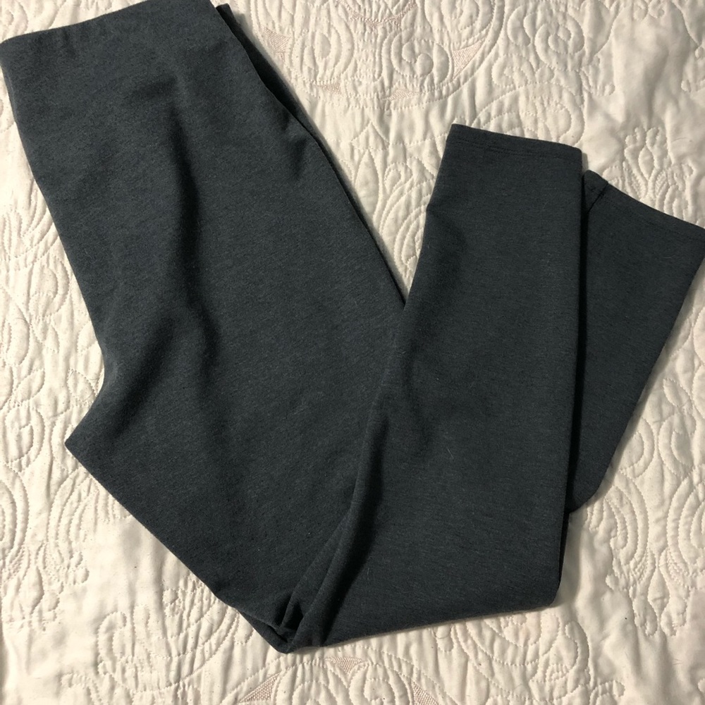 Grey leggings